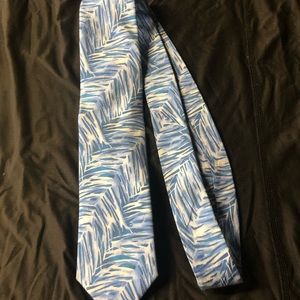 Michael Kors blue tie